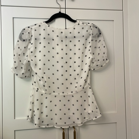 Aritzia Wilfred Short Sleeve Polka Dot Prairie Blouse - Picture 3 of 4